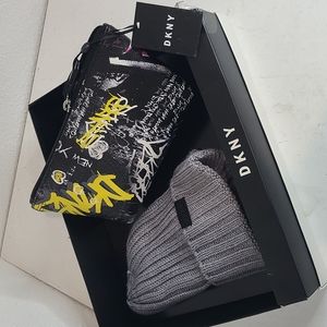NEW DKNY gift set beanie and makeup pouch